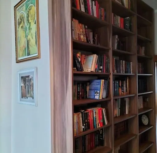 90m2, Do 8 Osób, Salon, 3 Sypialnie Apartament *